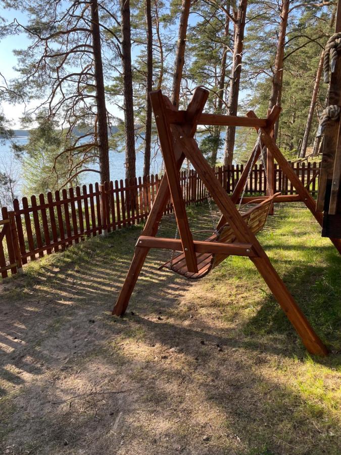 Domki Borsk - Komfortowe Domki Nad Jeziorem Wdzydze Z Przepieknym Widokiem Bagian luar foto